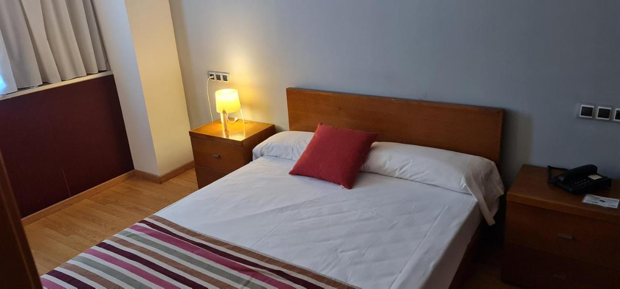 Hotel Ciudad De كوريلا المظهر الخارجي الصورة