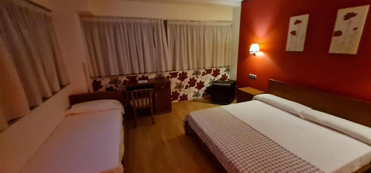 Hotel Ciudad De كوريلا المظهر الخارجي الصورة
