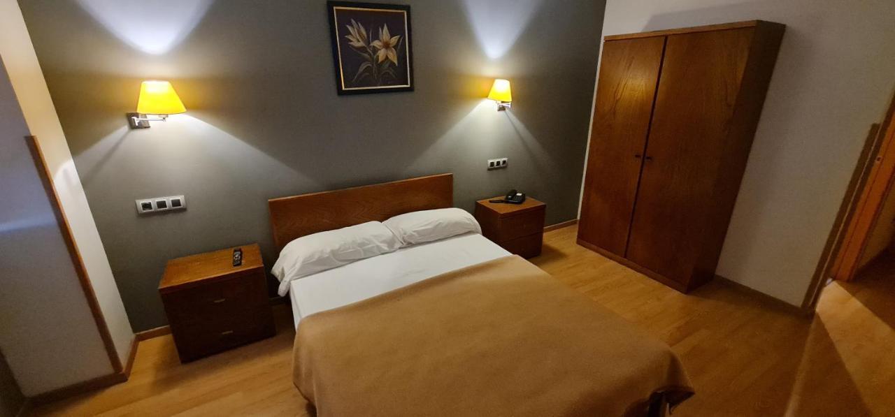 Hotel Ciudad De كوريلا المظهر الخارجي الصورة