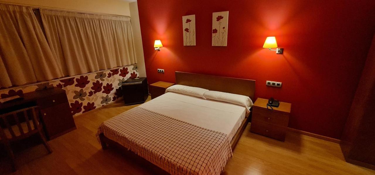 Hotel Ciudad De كوريلا المظهر الخارجي الصورة