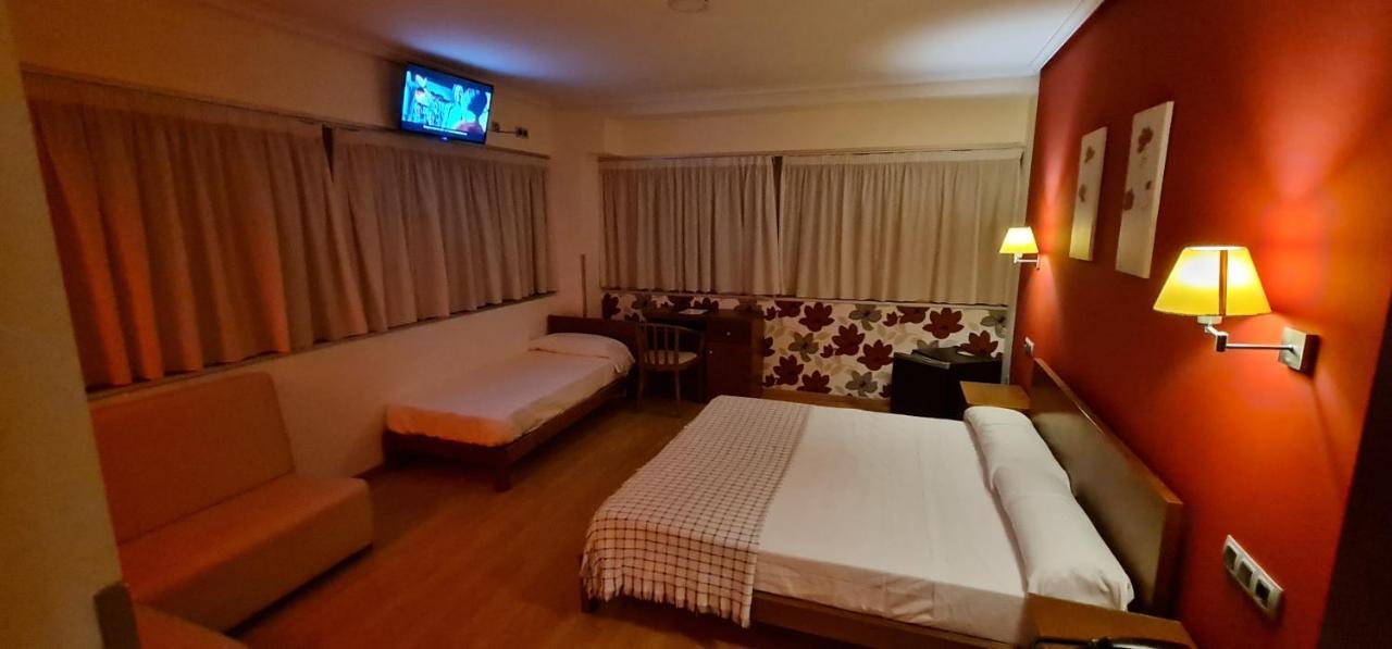 Hotel Ciudad De كوريلا المظهر الخارجي الصورة