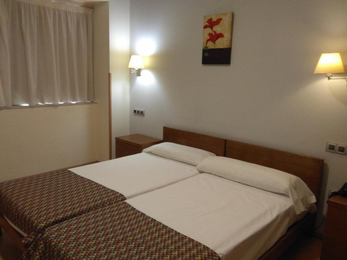 Hotel Ciudad De كوريلا المظهر الخارجي الصورة