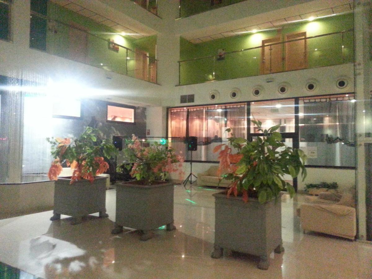 Hotel Ciudad De كوريلا المظهر الخارجي الصورة